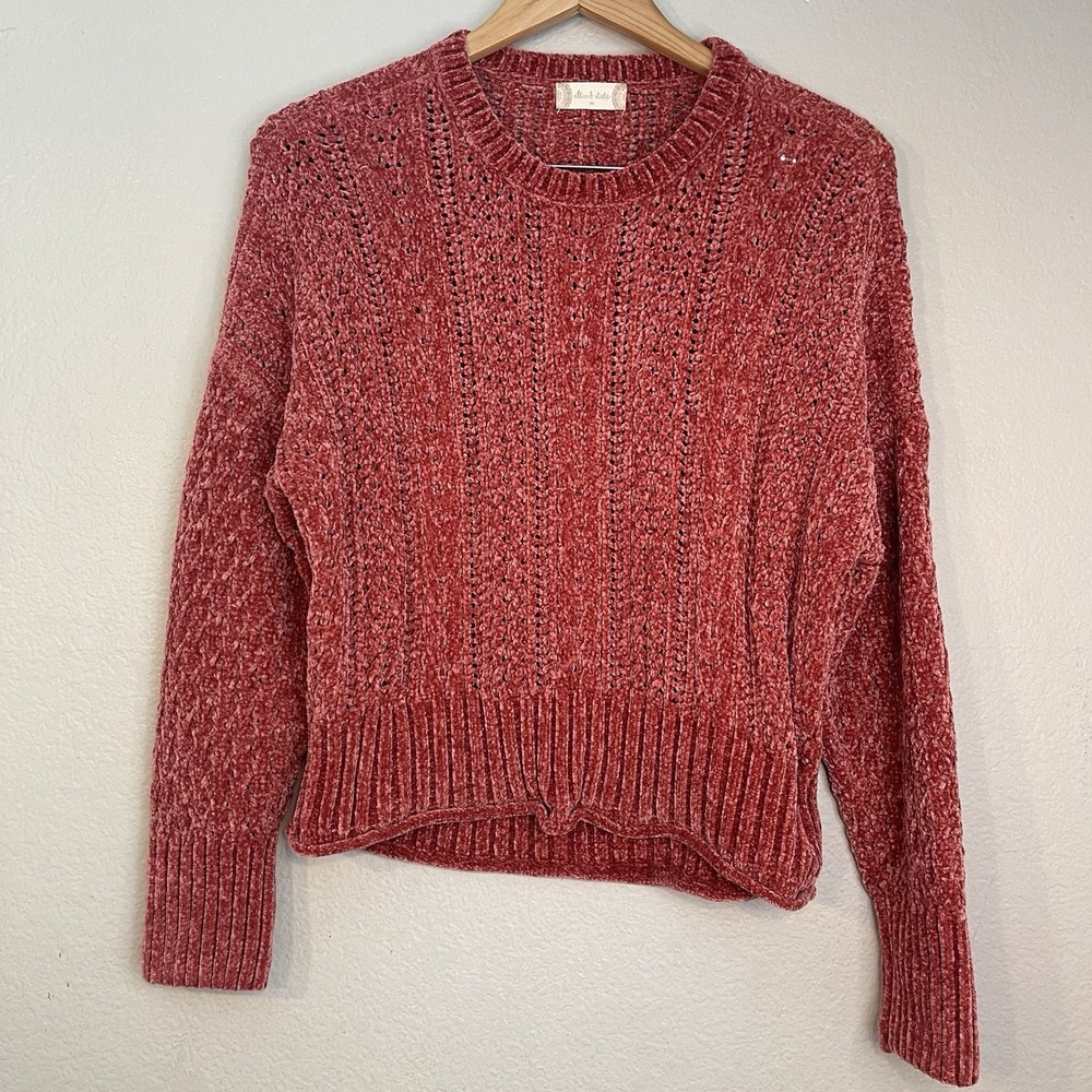 Altar'd State Women's Medium Dark Pink Knit Sweater Super Soft Cozy Stretchy